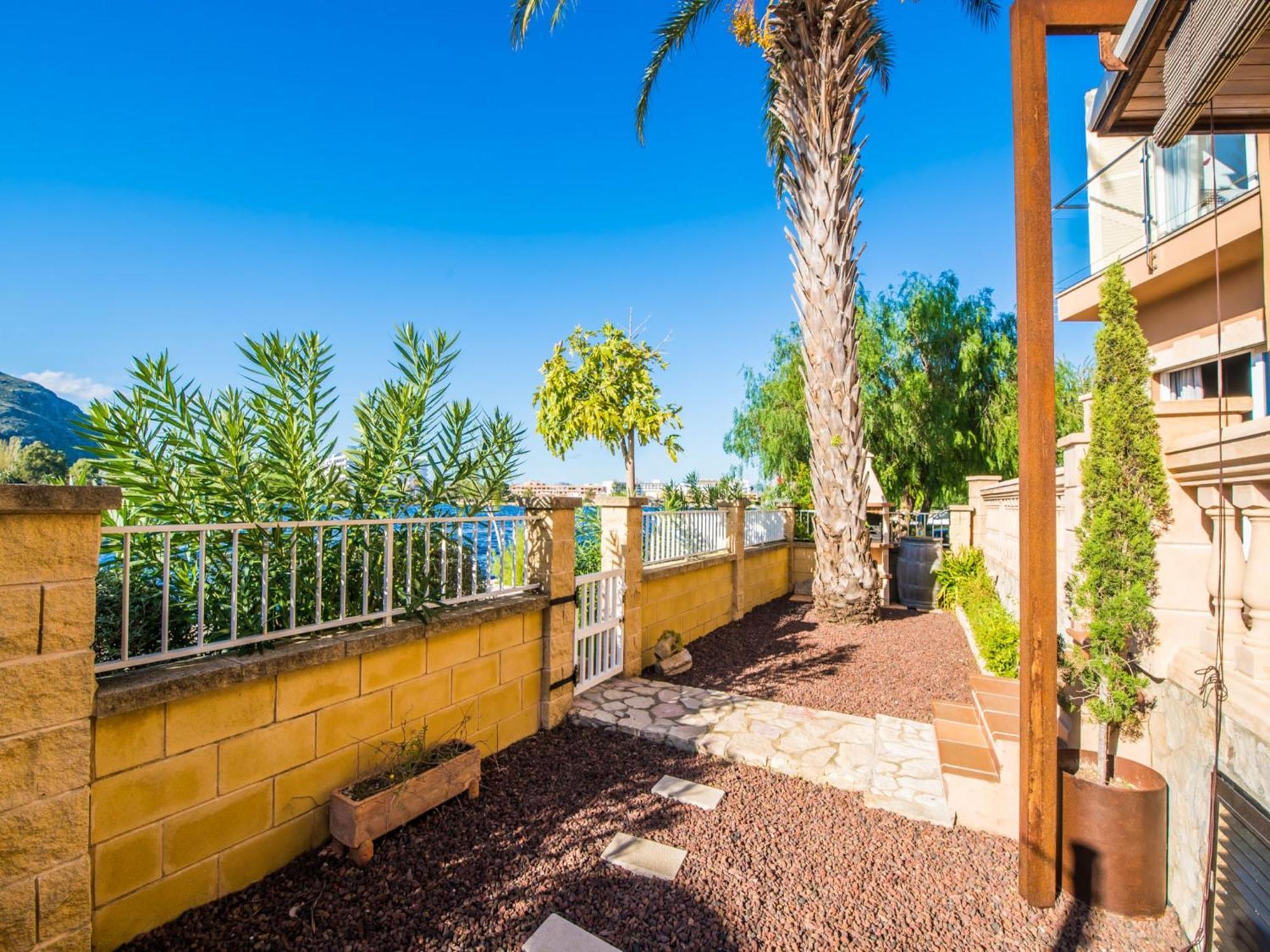 2 Bedroom In Holiday home *